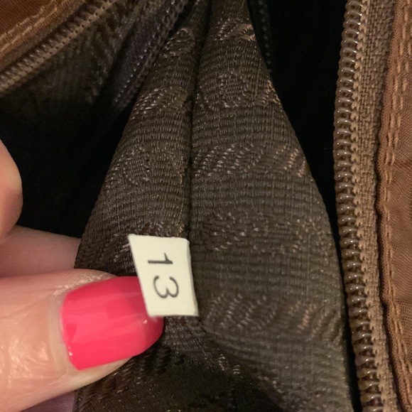 ❤️Prada Tessuto Nylon Handbag❤️ - Picture 10 of 14